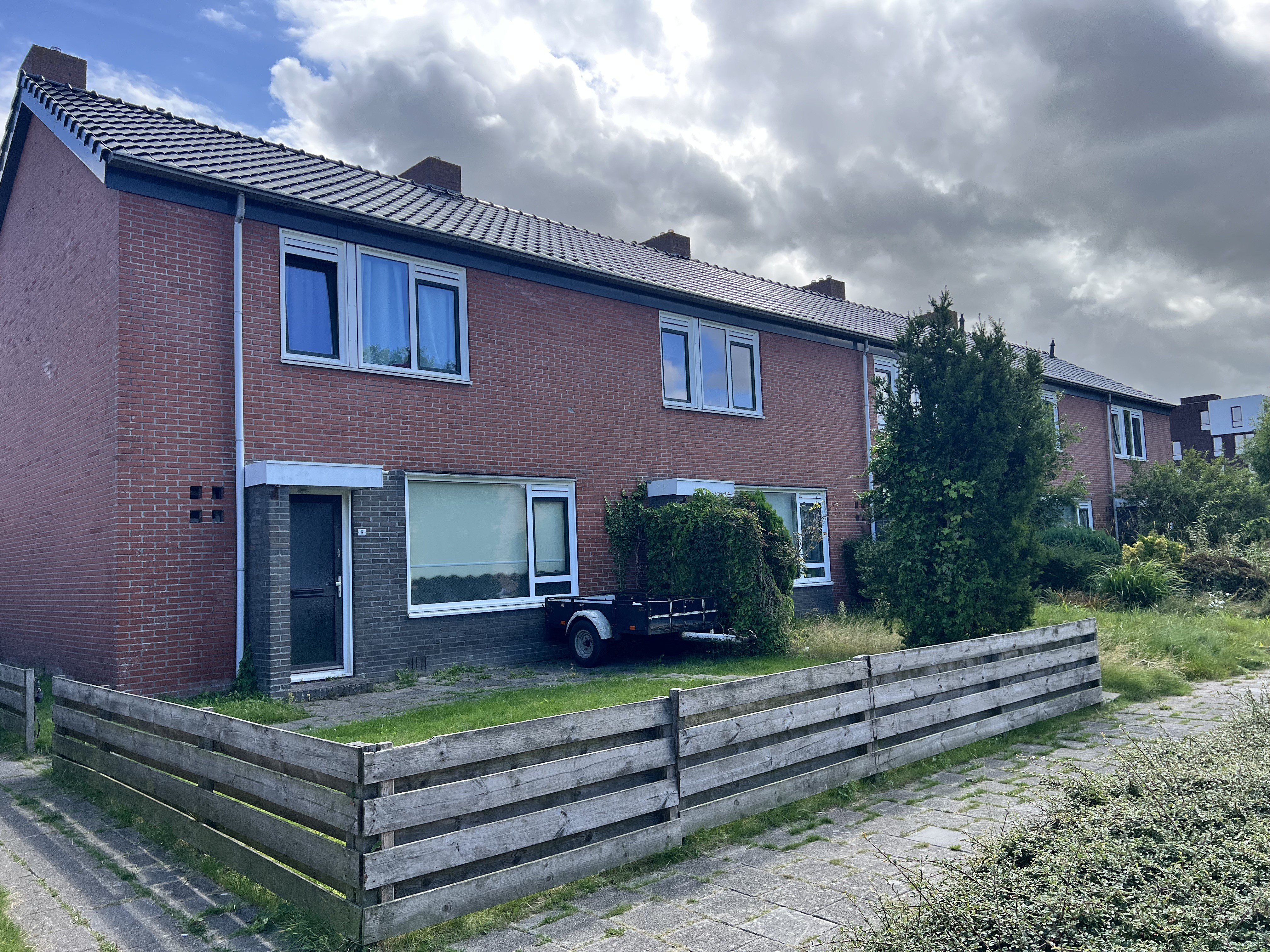 Te slopen woningen aan de Arp Schnitgerhof in Uithuizen