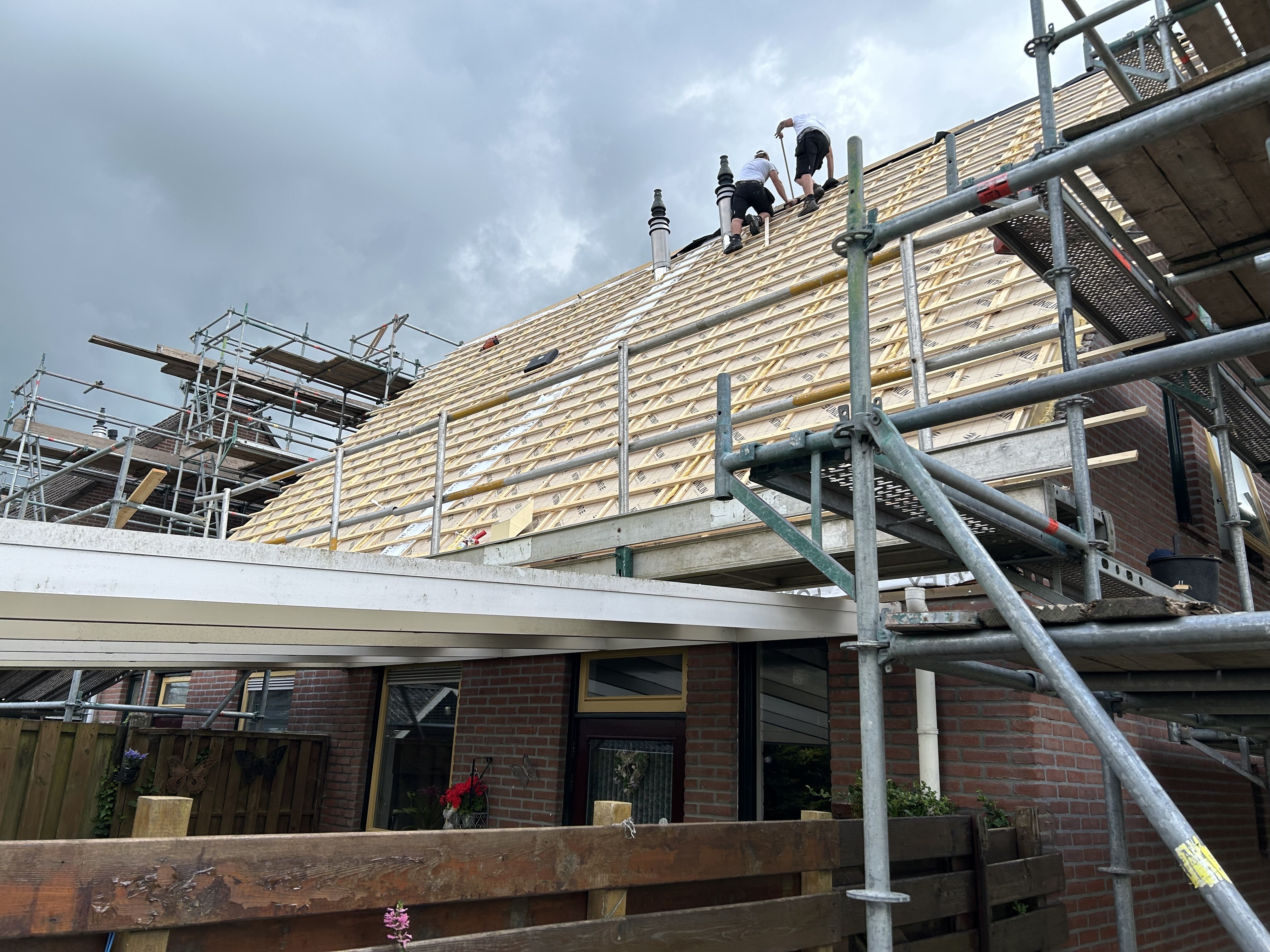 Dakisolatie wordt toegepast op een huurwoning